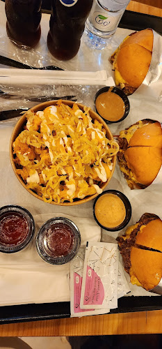 بلاك الفنت برجر - الضيافة