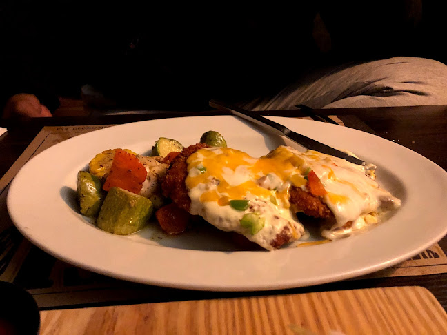 ويسترن روود - الضيافة