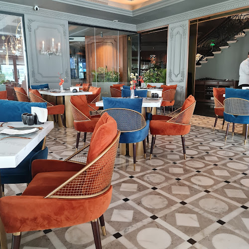 مطعم ديورا - جدة