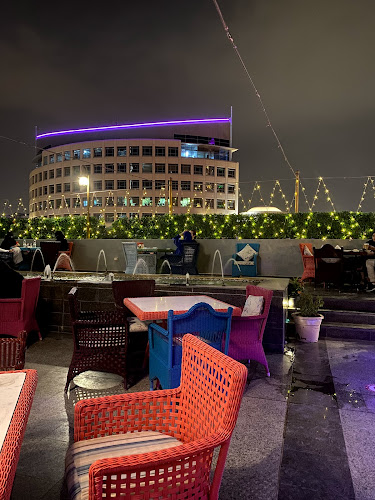 طريق الأمير محمد بن عبدالعزيز، العليا، الرياض 12213