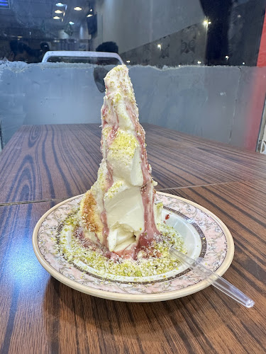 جدة آيسكريم الأفغاني - الضيافة