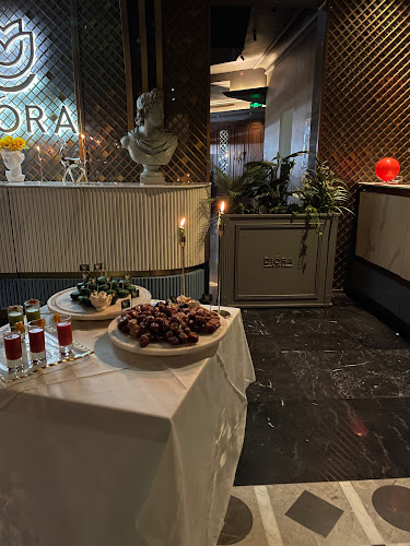 Comentarii opinii despre مطعم ديورا