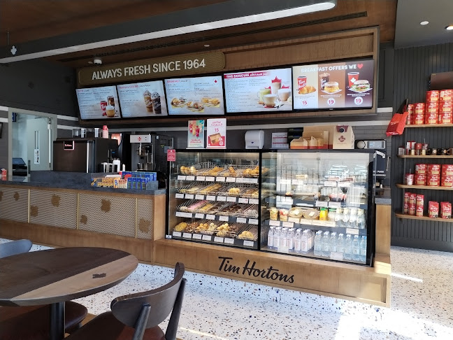 تيم هورتينز . فرع القطيف( الشاطئ) - الدمام