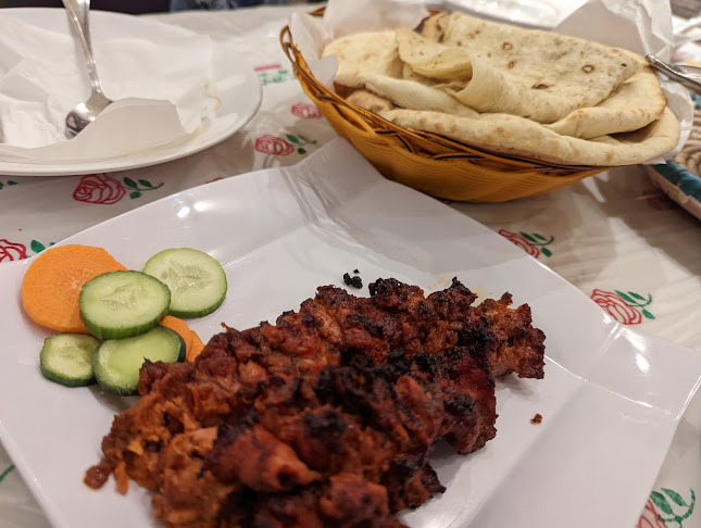 Hara، الوزارات، Al Barra Ibn Azib Street Near T shoes signal، الرياض 12332