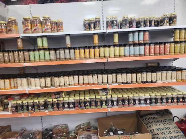 Opinii despre مؤسسة سعود للتجاره قهوه بهارات مكسرات عطاره în الرياض - الضيافة