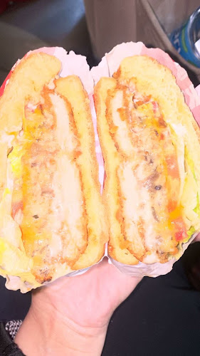 3149 الامير محمد بن عبدالعزيز، المنسك، أبها 62527 7185،