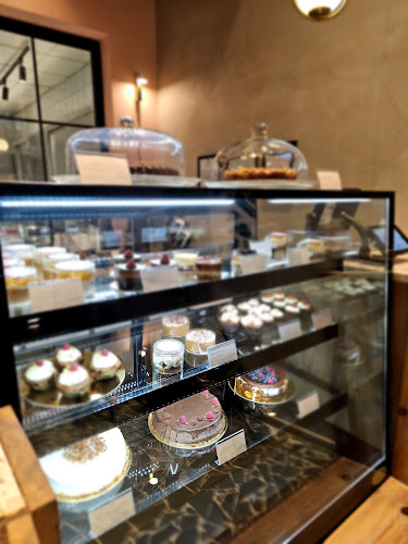 Samar's Bakery & Patisserie مخبز و حلويات سمر - جدة