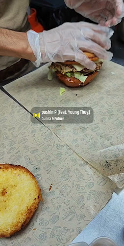 Ort Burger اورت برجر - المدينة المنورة