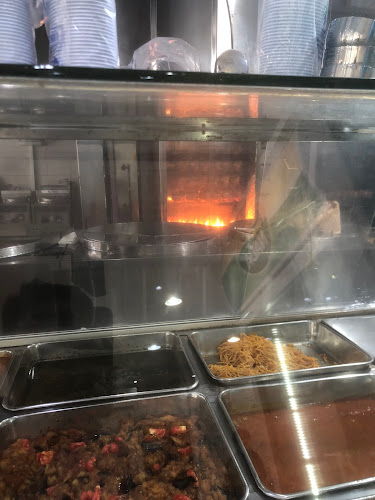 مطاعم اساس الزمرد البخاري - الرياض