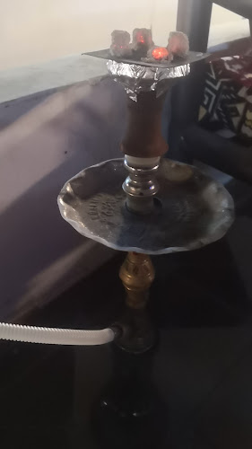 Opinii despre مقهى ليالي الأندلس للمعسلات والشيشه غرف ViP. غرف خاصه بالعوائل în القريات - الضيافة