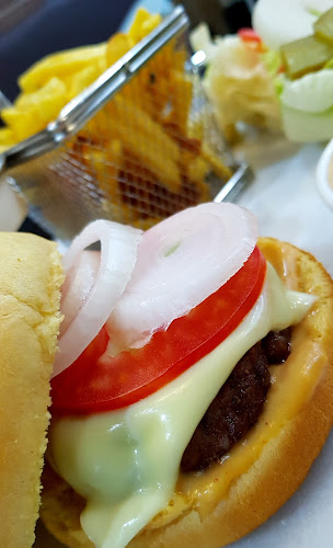 مقابل البلدية، عبدالله بن رواحة، السليمانية، الرياض 11564