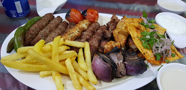 مطعم مشويات عبدالوهاب حسين الحلبي