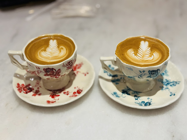 Comentarii opinii despre إميلين