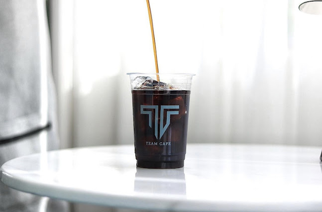 تيم كافيه - الضيافة