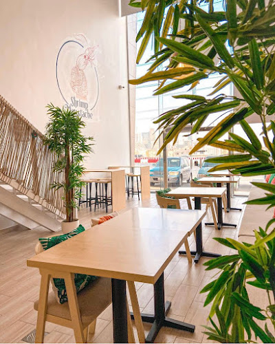 شرمب موستاش