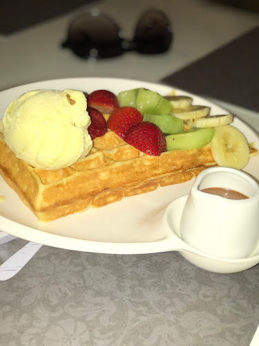 Opinii despre لوليا كافيه în الدمام - الضيافة