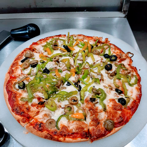 شاورما وبيتزا شيهانة