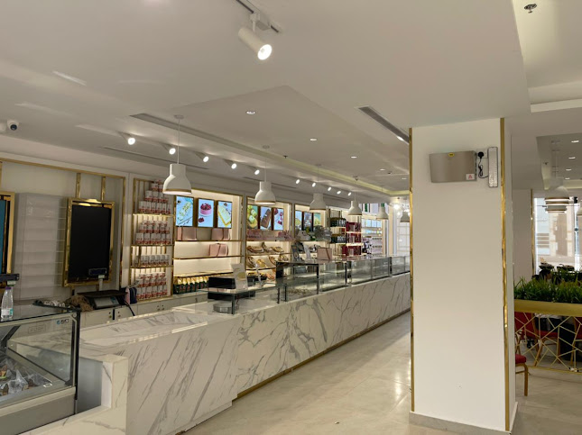 Comentarii opinii despre حلويات سعد الدين (مندرين مول) Saadeddin Pastry