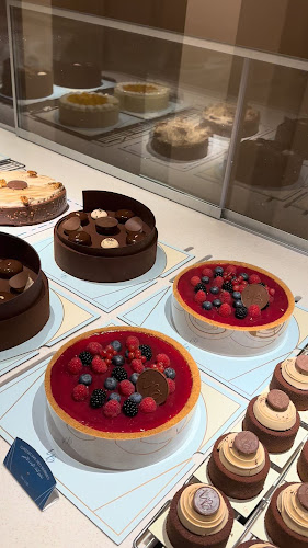 شارع التخصصي، المحمدية، الرياض 12471