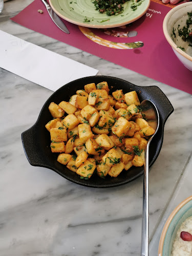 Opinii despre برج الحمام بيسترو în الرياض - الضيافة