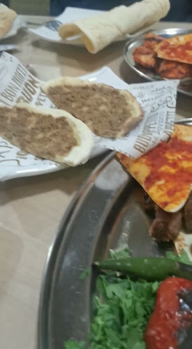 مطعم الكمال الدمشقي - الضيافة