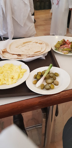 Opinii despre مطعم ماما نورة în الرياض - الضيافة