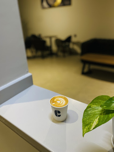 كافلين | قهوة مختصة فرع العزيزية