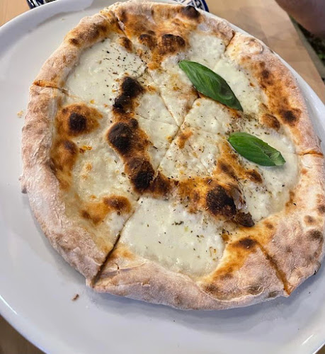 Opinii despre كرست în الدمام - الضيافة