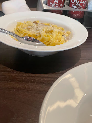 كريزي بيتزا - الرياض