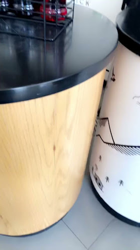 آيسكريم موڤنبيك - الضيافة