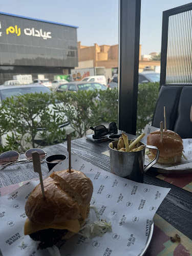 Opinii despre سنشري برجر în الرياض - الضيافة