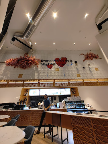 93VP+F2M، شارع الإمام علي بن أبي طالب، الواحة، الدمام 32255