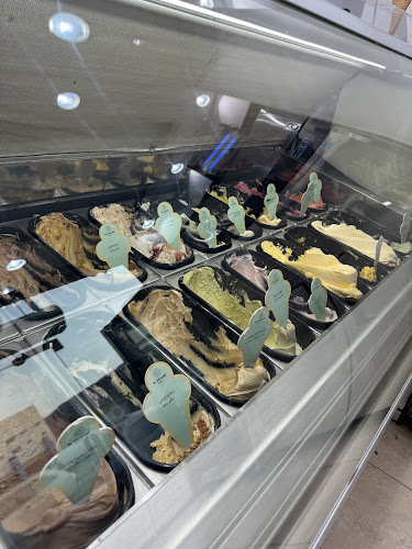 Opinii despre نقطة آيس كريم جيلاتو în المدينة المنورة - الضيافة