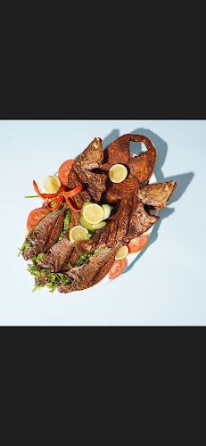 Opinii despre مطعم اكبس بالخمس للأكلات البحريه în الدمام - الضيافة