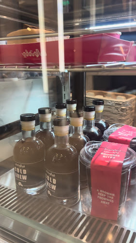 فيلوتشي كافيه - الضيافة