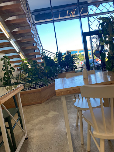 ايرلي كلوب - الضيافة