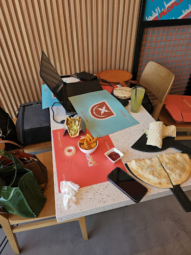 Opinii despre شوبك - الياسمين بلازا - Shobak în الرياض - الضيافة