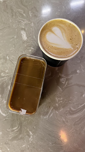 مقهى صاحبة السعادة - جدة