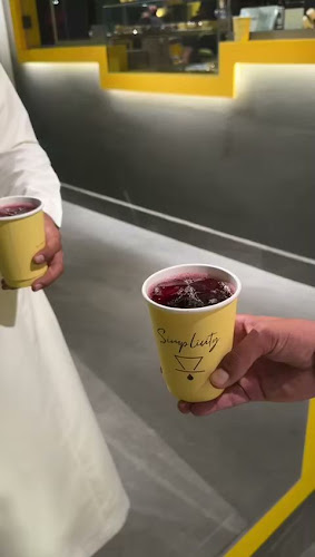 Opinii despre مقهى ومحمصة سمبلسيتي | Simplicity cafe & roastery în الدمام - الضيافة