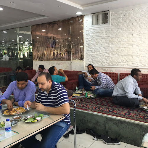 مطاعم اساس الزمرد البخاري - الضيافة