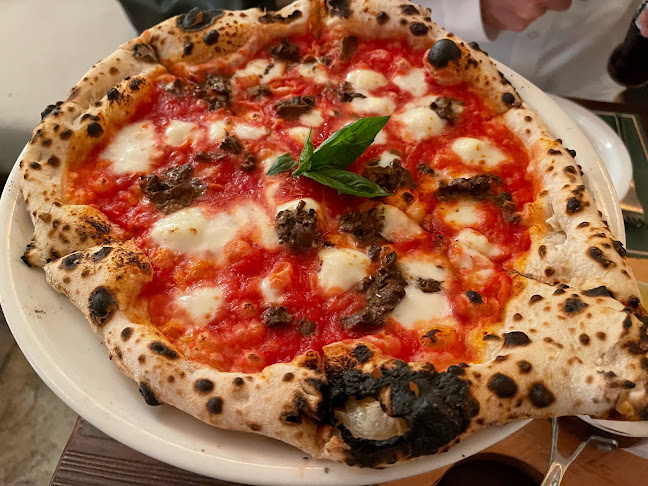 Opinii despre لاروستيكا بيتزارايا în الرياض - الضيافة