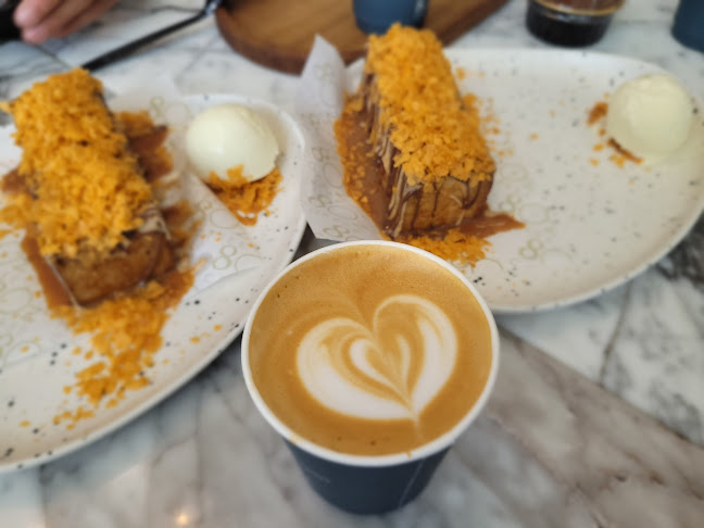 Opinii despre ايت اوز كوفي | 8oz Coffee în المدينة المنورة - الضيافة