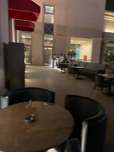 لي لي لاونج - الضيافة