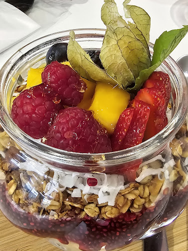 Opinii despre موماز în الدمام - الضيافة