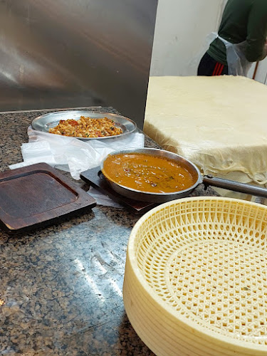 Opinii despre مطعم ومطبخ الطباخ المديني în المدينة المنورة - الضيافة