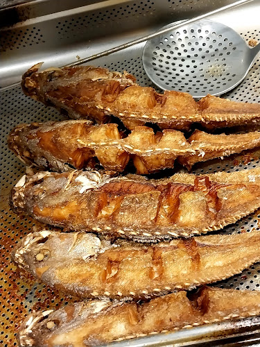 أبو خالد للاسماك ( بيت الروبيان ) - الضيافة