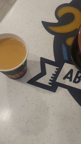 Comentarii opinii despre مطعم شعبيات أبو زيد