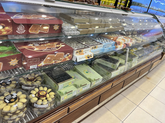 Opinii despre العريني للتمور الفاخرة مخرج 9 în الرياض - الضيافة