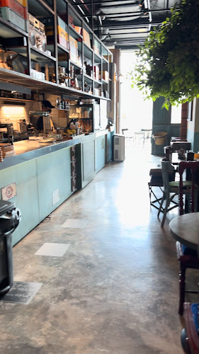 مقهى السبعينات