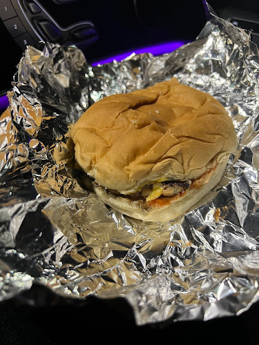 Comentarii opinii despre برجر ايدشين